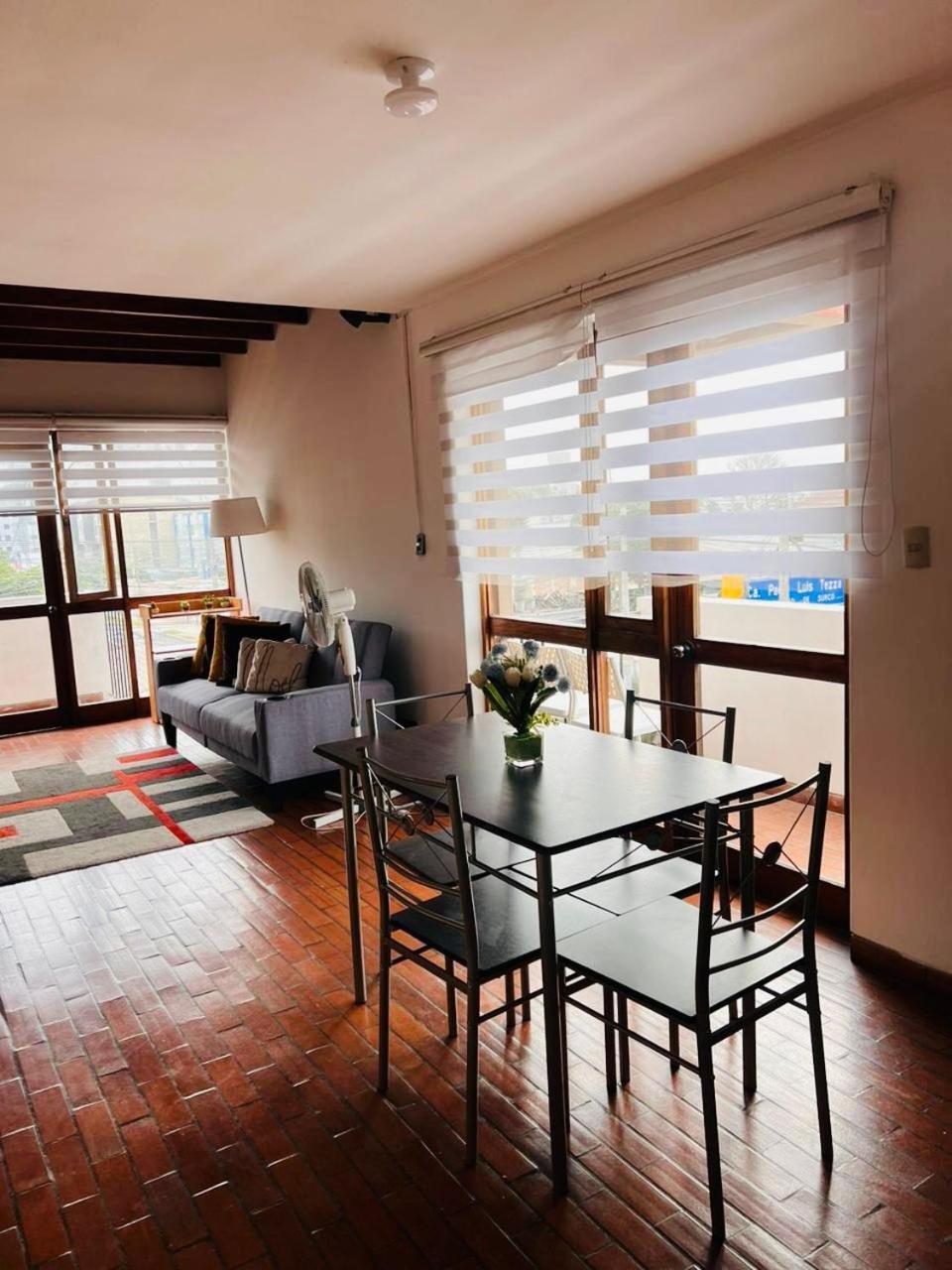 M2 #4 - Duplex Familiar A Media Cuadra Embajada Usa Lima